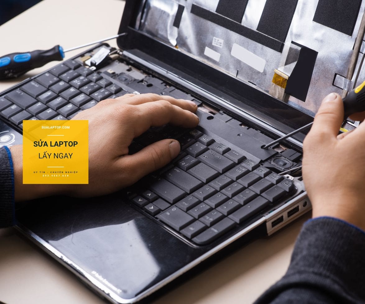 Tại sao bạn cần thay bàn phím laptop