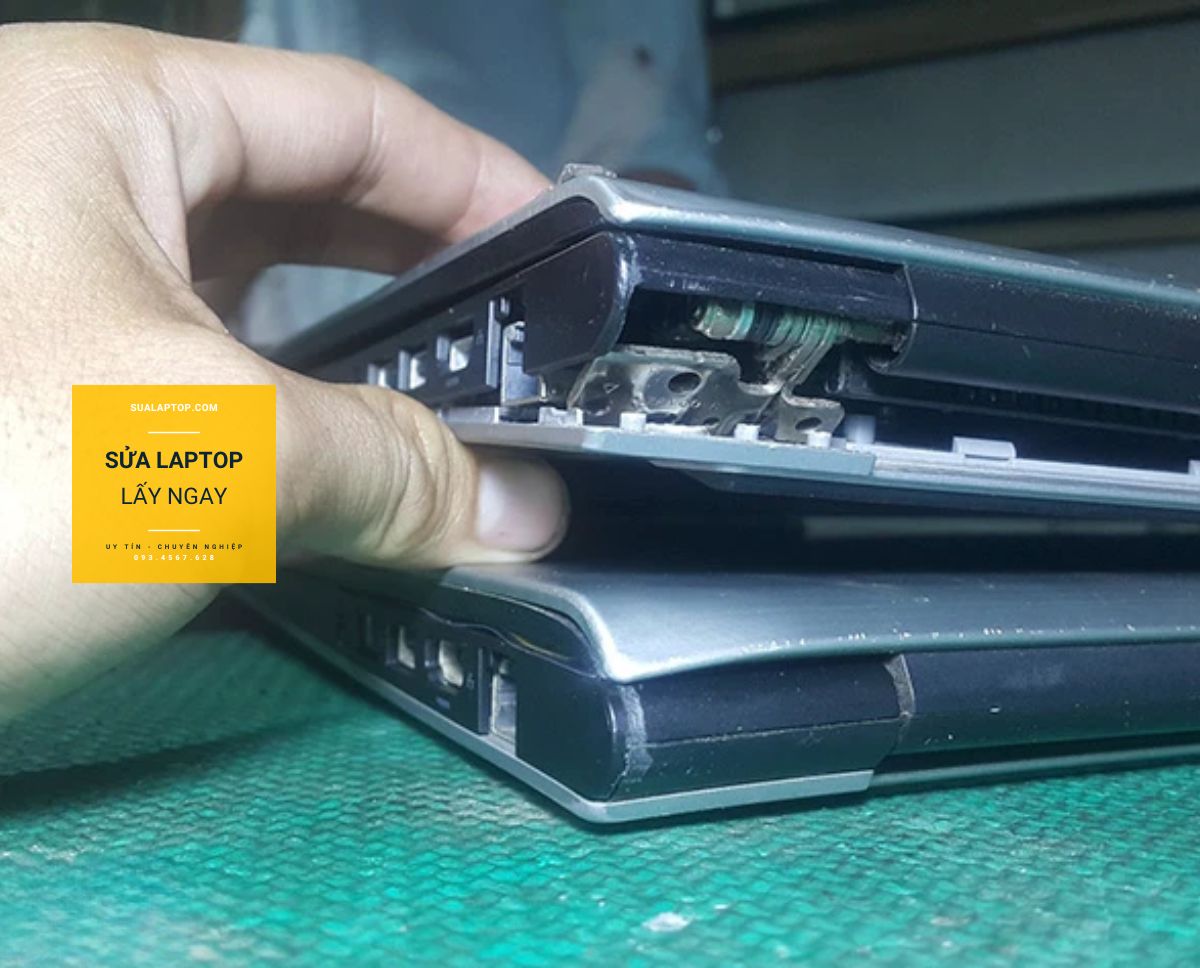 Làm sao để hạn chế việc bản lề laptop bị gãy tránh sửa bản lề laptop
