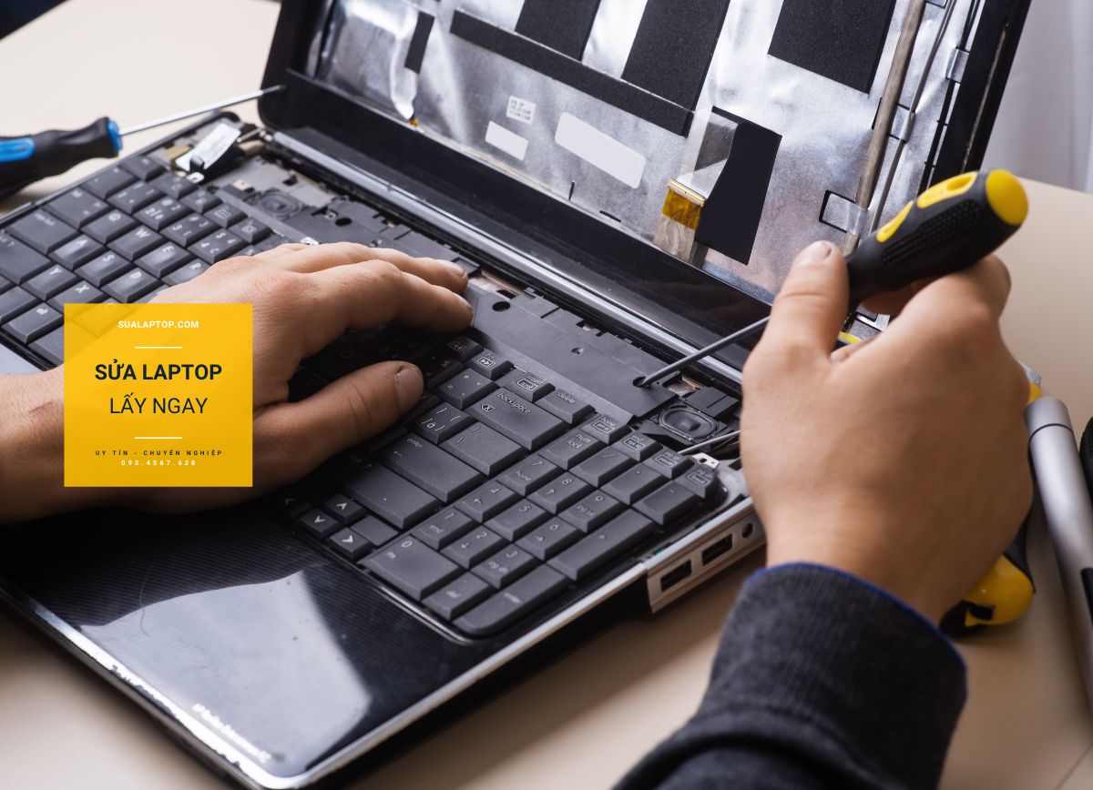 Quy trình sửa bản lề laptop nhanh chóng uy tín