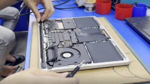 sửa nguồn macbook